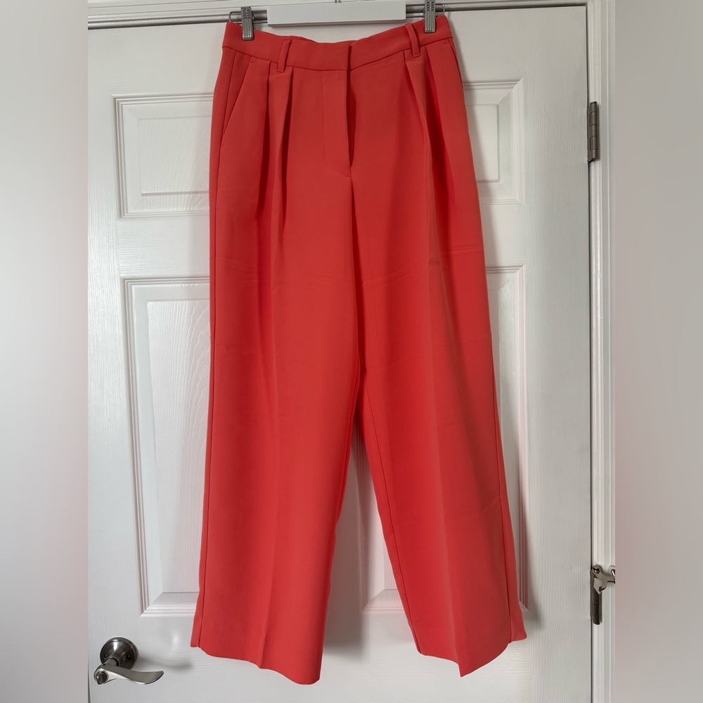 EUC Banana Republic Coral Wide Leg Pants Size 2